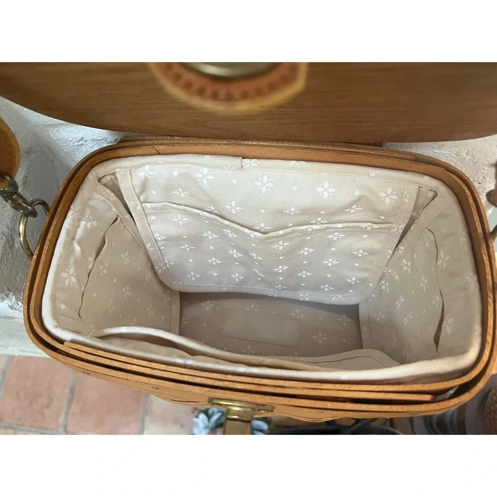 Longaberger 1997 Handwoven Basket Purse Wood Lid Leather Strap Crossbody Bag - Picture 3 of 11